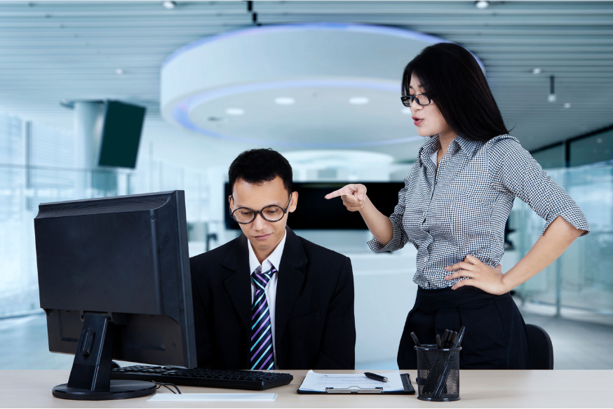 休憩中に仕事を頼む上司がいる3つの理由